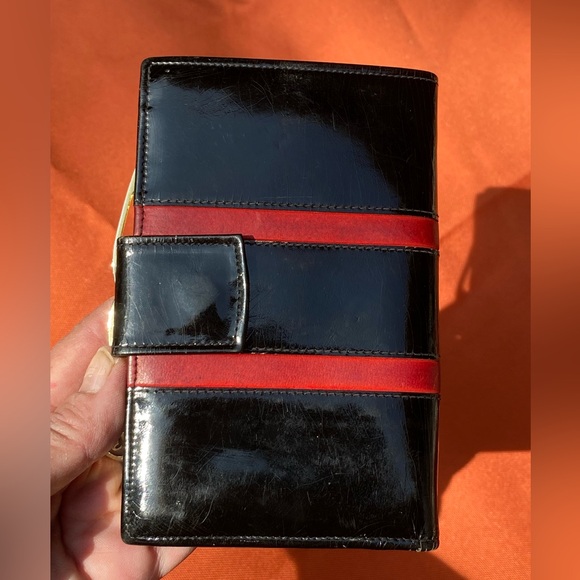 VTG patent leather wallet,made in Italy for Dayton,black/red,brass frame/clasp - Picture 11 of 13
